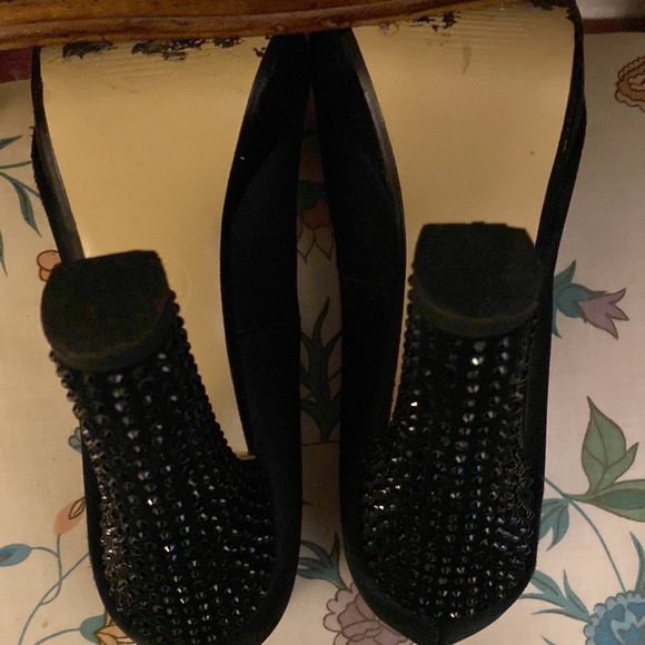 Michael Kors Stunning Black Satin Peep Toe Heels With Black Crystal Heel EUC - Picture 6 of 9